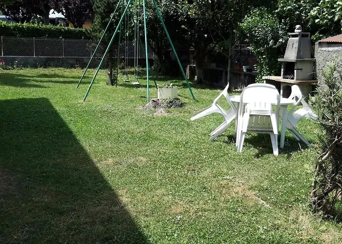 Rez De Jardin Au Coeur Des Pyrenees
